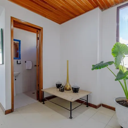 Amplia Habitación Con Vista Al Mar Y Baño Privado Cartagena