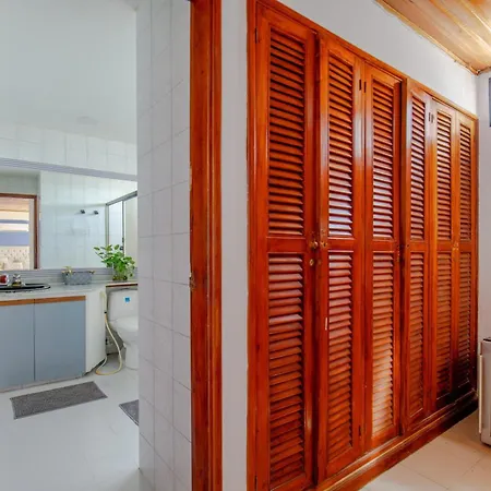 Amplia Con Vista Al Mar Y Bano Privado Homestay