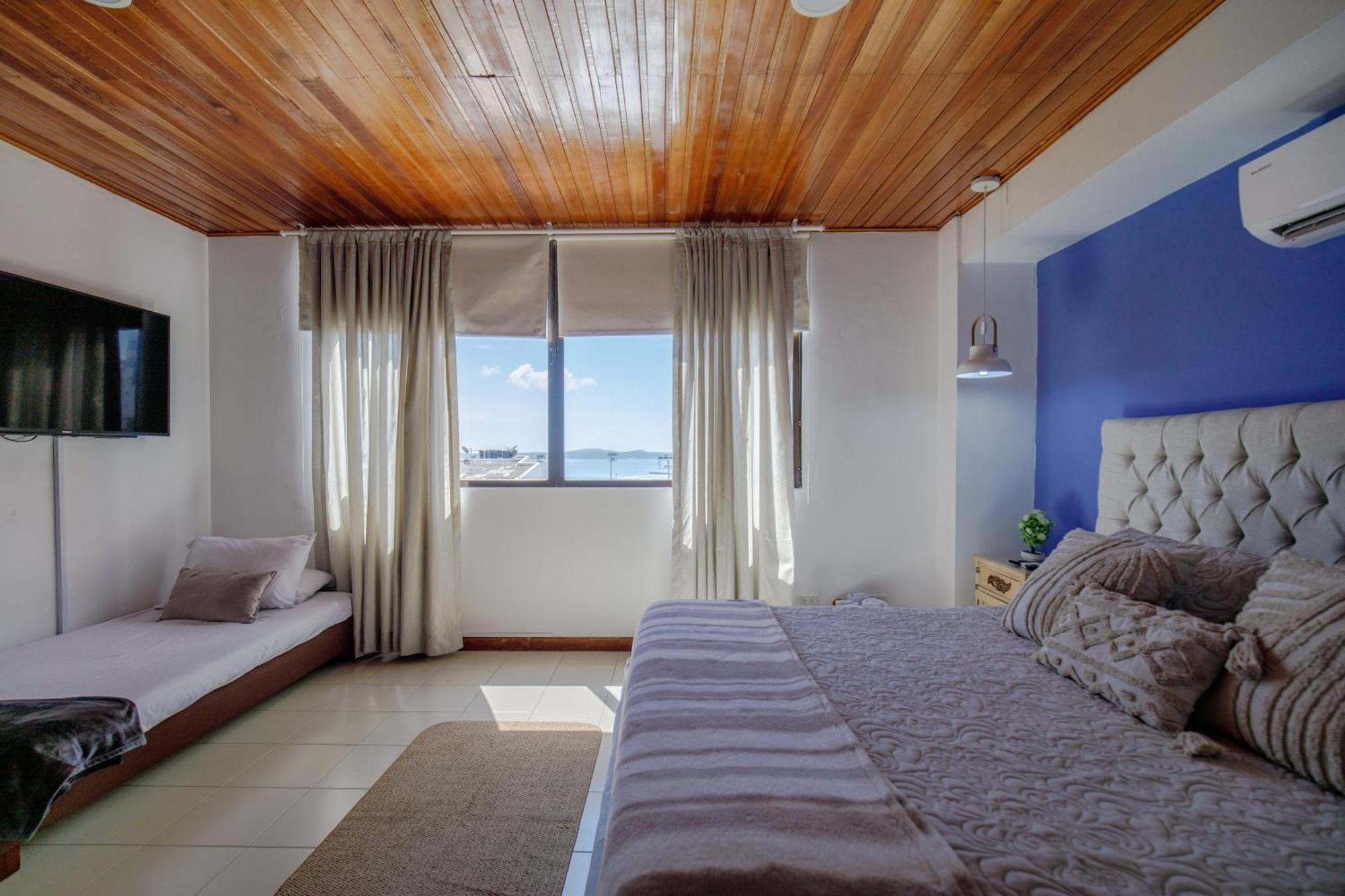Amplia Habitación Con Vista Al Mar Y Baño Privado *