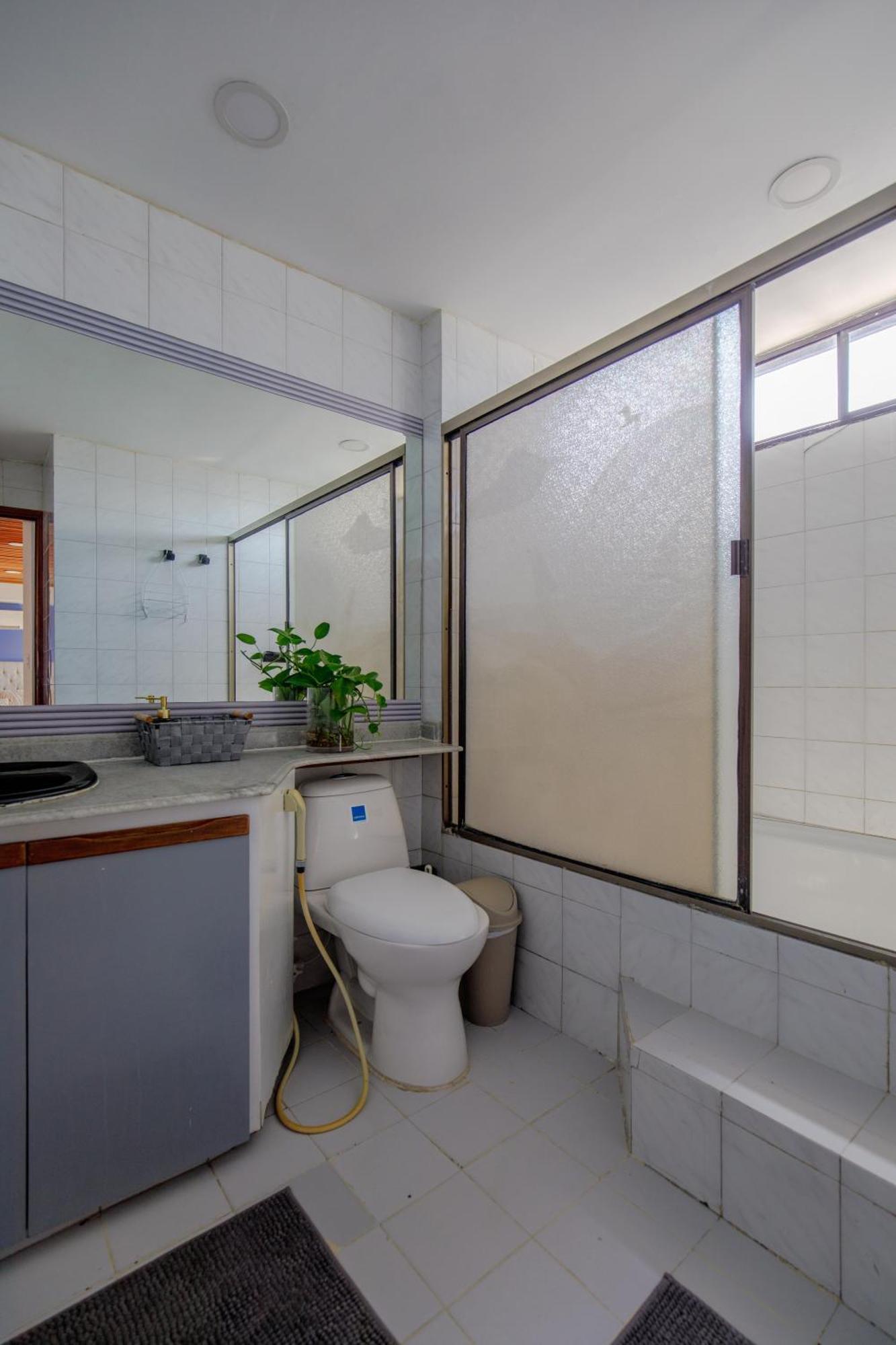 Amplia Habitación Con Vista Al Mar Y Baño Privado *