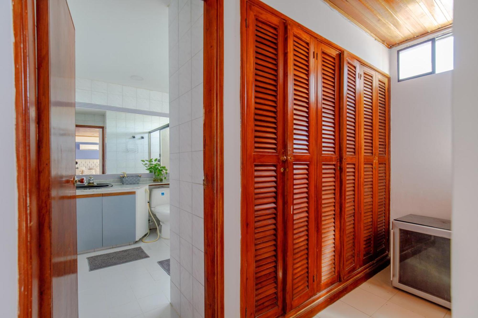 Amplia Habitación Con Vista Al Mar Y Baño Privado Habitación en casa particular