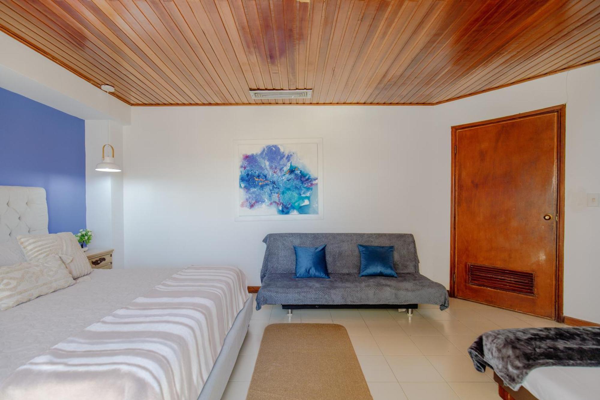 Habitación en casa particular Amplia Habitación Con Vista Al Mar Y Baño Privado